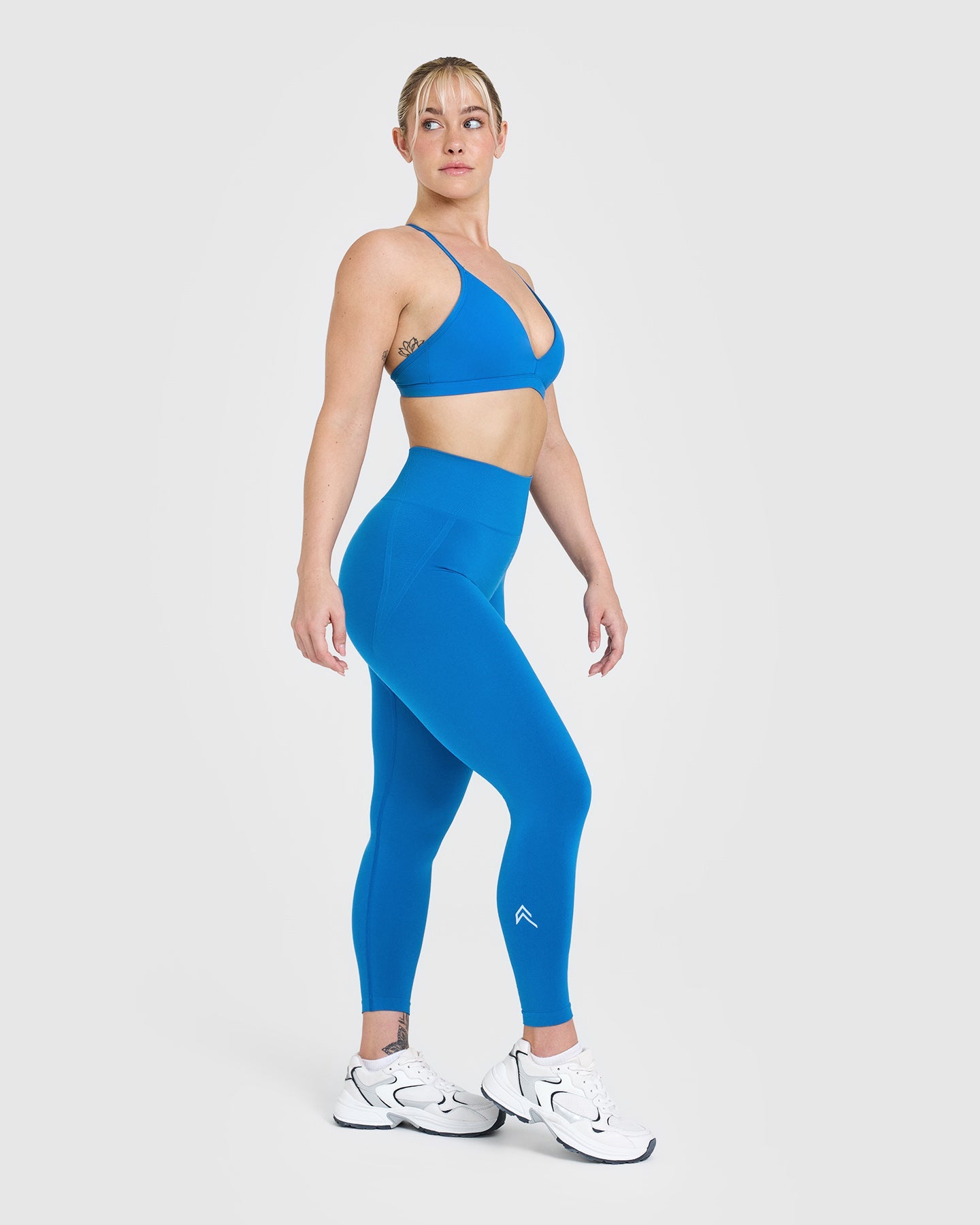 EffortlessLift Seamless Leggings with White Logo | Retro Blue - Image 3