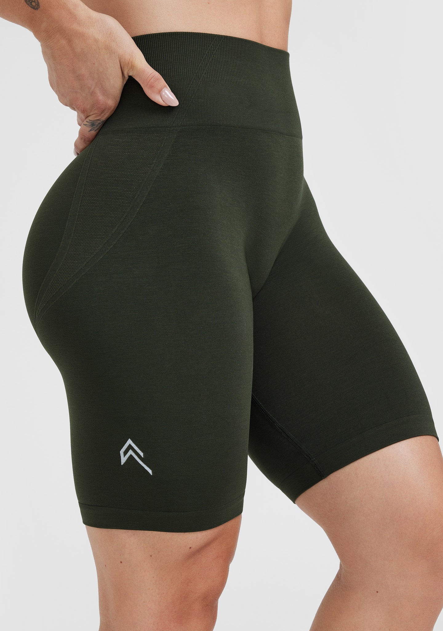 EffortlessLift Seamless Cycling Shorts with White Logo | Khaki - Image 4