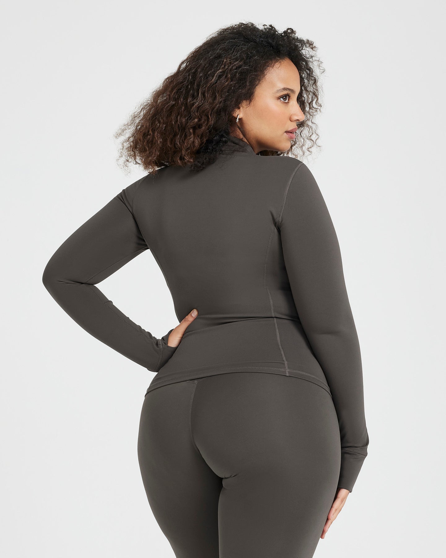Timeless Jacket | Deep Taupe - Image 2